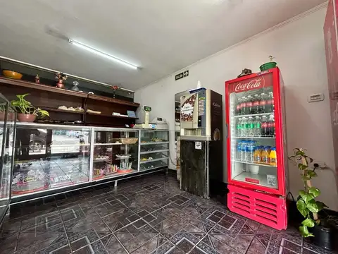 Local en Alquiler en Villa Lynch, $ 550.000