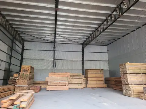 Galpon en Alquiler 16  mts Frente