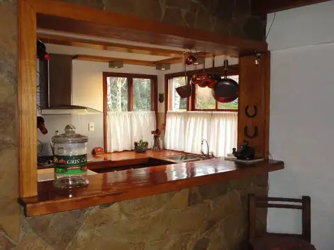 Barrio Sigrand, Calle Chimehuin y Caleufu