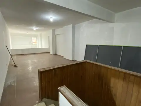 Local en Venta 40 años