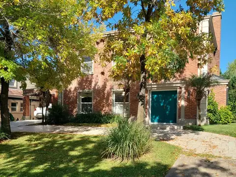 Casa venta Los Jazmines Pilar del Este