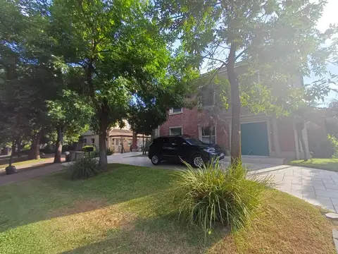 Casa venta Los Jazmines Pilar del Este