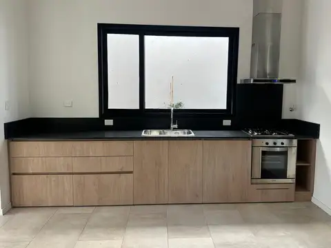 Azcuenaga, San Antonio de Areco 300