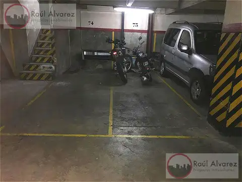 Venta Cochera en Congreso con Renta. Opcion dos cocheras continuas.