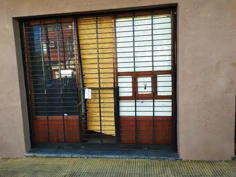 Oficina en Alquiler en Martinez Santa Fe / Fleming, $ 400.000