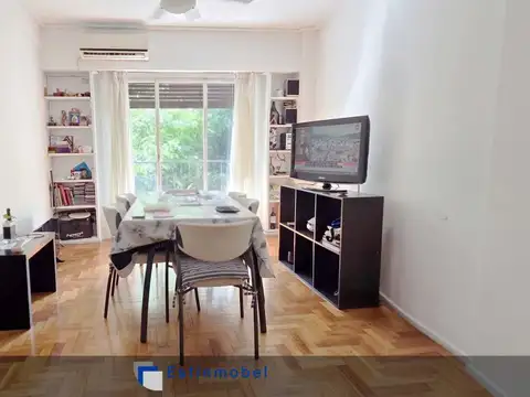 VENTA 2 AMBIENTES C/  BALCON AL FRENTE EN RECOLETA