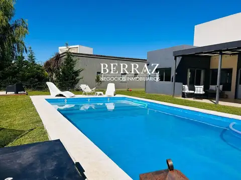 Casa Alquiler Temporario 3 Dormitorios Lote de 754 m2 Barrio El Canton, Puerto, Escobar