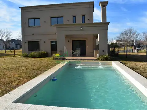 Casa en Venta de 4 dormitorios