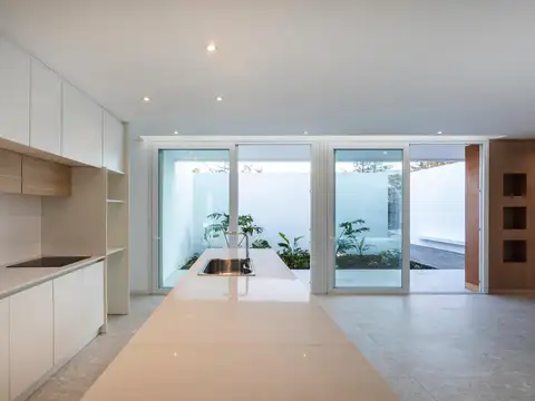 Casa en Venta en Villa Elisa, USD 428.000