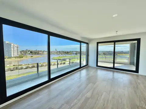 Departamento en Venta con 2 cocheras