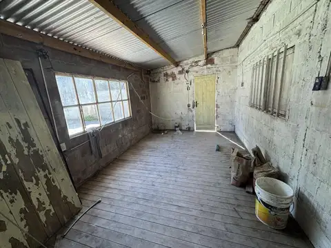 Galpon en Alquiler 20  mts Frente