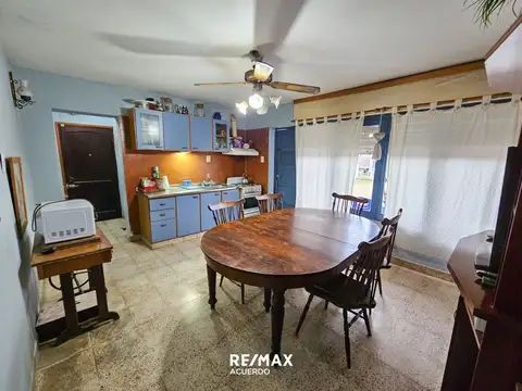 Casa en Venta en San Nicolas De Los Arroyos, USD 135.000