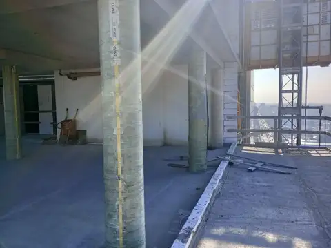 Oficina en Venta con 1 cochera