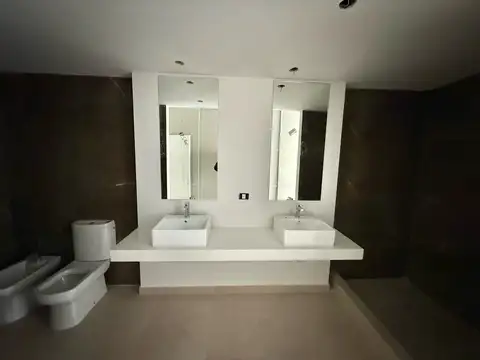 Departamento en Alquiler con 1 cocheras