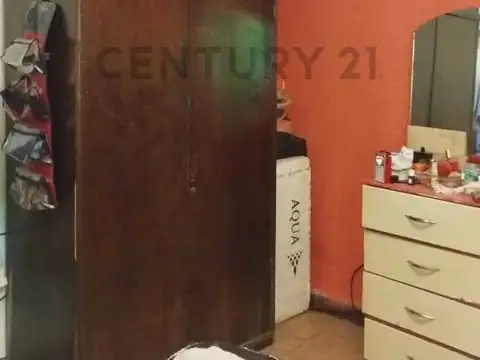 124 entre 530 y 531 100, Piso 0