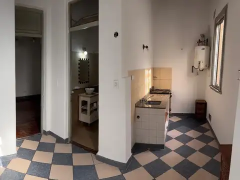 Departamento tipo PH , 1º x escalera en alquiler en Barracas