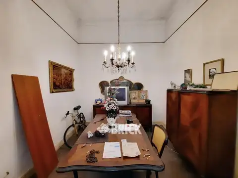 Depto Tipo Casa en Venta en Flores, USD 215.000