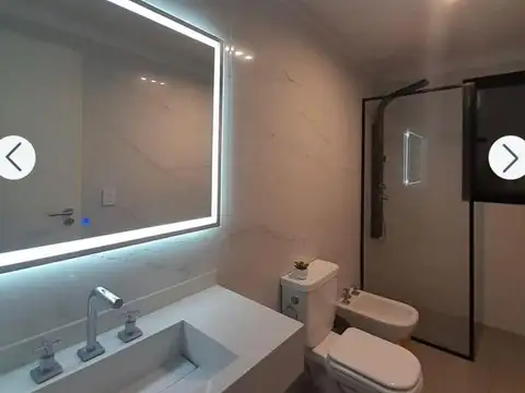 Casa en Alquiler Temporal con 3 cocheras