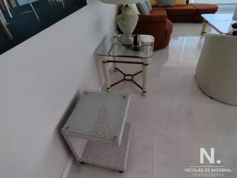 Departamento en Alquiler Temporal en Playa Mansa, USD 22.000