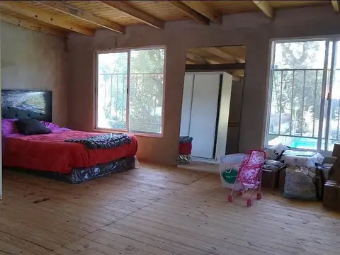 Casa en Venta con 4 cocheras