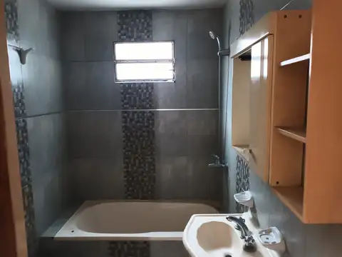 PH-SOLO 2 UNIDADES- A 2 CUADRAS DE BOULEVARD BS AS.-