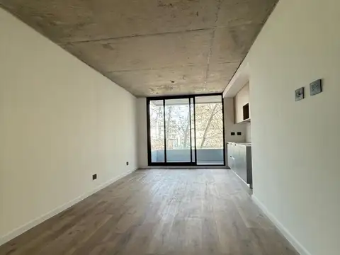 CHARCAS 5100, Piso 5