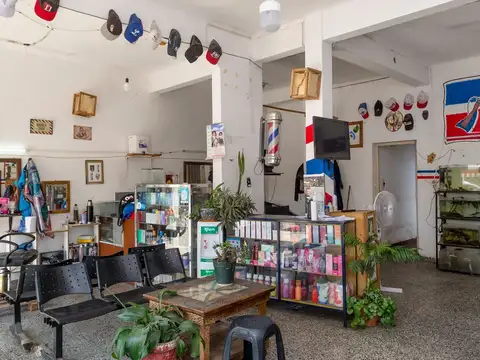 CASA 3 DORMITORIOS C/LOCAL VENTA MACROCENTRO SALTA