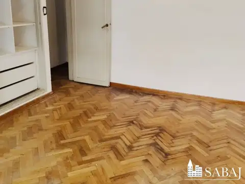 Av Jose M Moreno 500