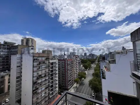 Venta departamento 3 ambientes c/ balcón. Zona Centro