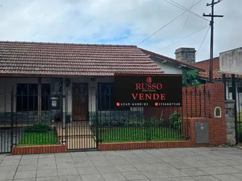 Casa 3 Ambientes con Fondo 