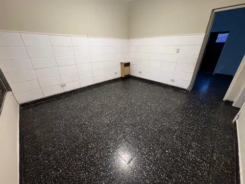 Casa en Alquiler en Castelar Norte, $ 750.000