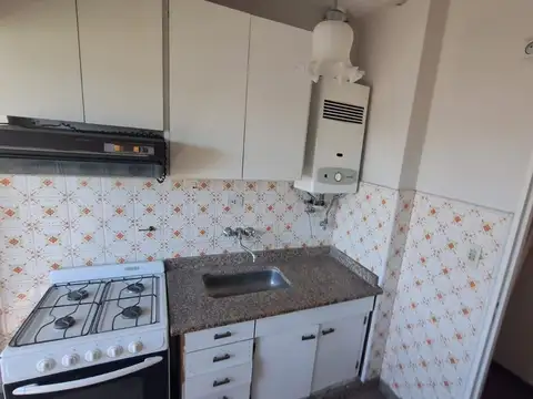 Departamento en Venta en Ezpeleta Este, USD 42.000