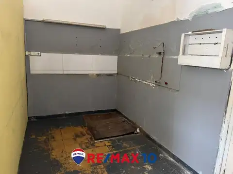 LOCAL COMERCIAL CON EXCELENTE UBIACION