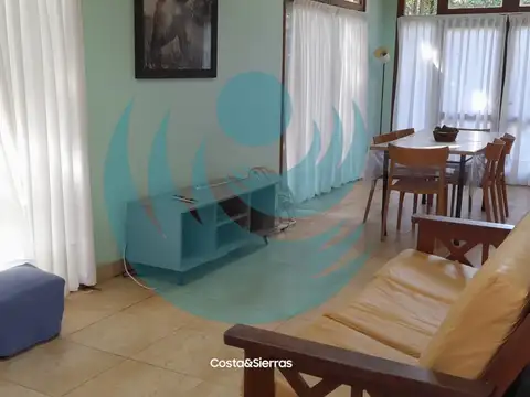 Padre Cardiel e/ albatros y A. Storni 100