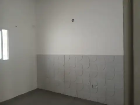 Casa 2 ambientes con 1 baño