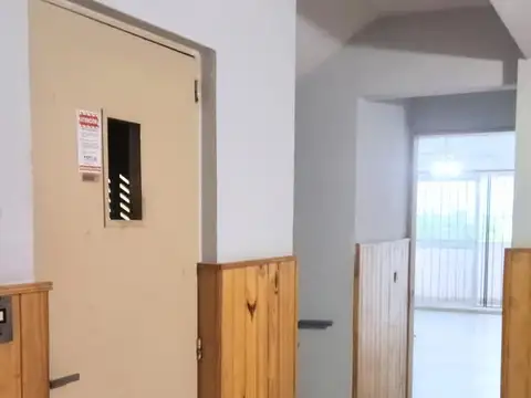 Avenida Juan Domingo Perón 1900, Piso 02