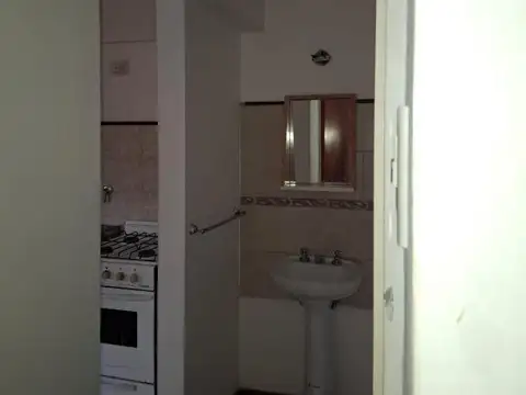 Departamento en Alquiler en Republica De La Sexta, $ 260.000