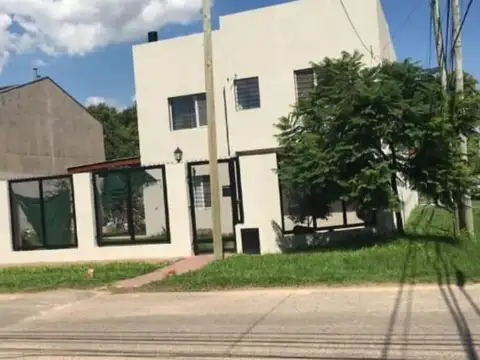 Alquiler Temporal Casa 5 Amb en Ing Maschwitz Escobar