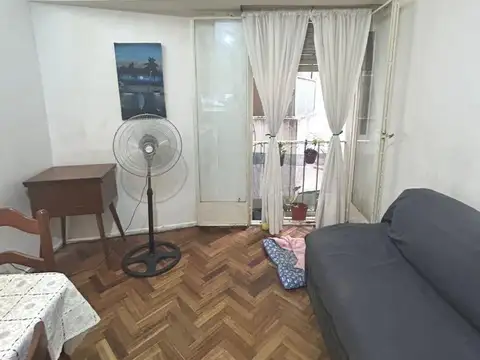 Blanco Encalada 3400, Piso 1