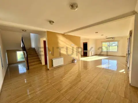 Casa en Venta en Grand Bell, USD 450.000