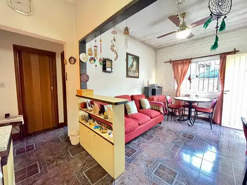 Depto Tipo Casa en Venta 46 años