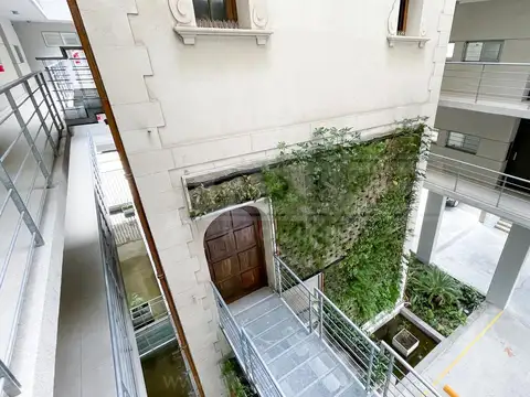 A. del Valle 1630/40/50 - cochera planta baja 01