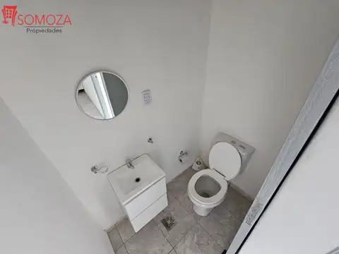Depto Tipo Casa en Alquiler de 4 ambientes