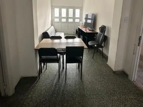 casa 4 ambientes a Refaccionar