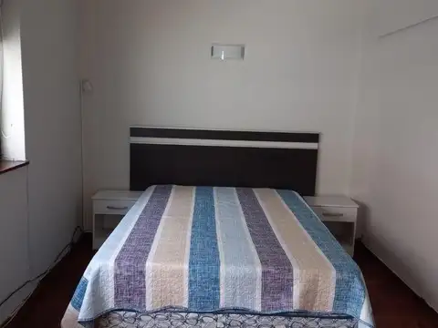 DEPARTAMENTO DE DOS AMBIENTES AL CONTRAFRENTE ABIERTO