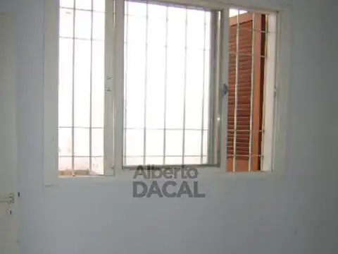 Depto Tipo Casa en Venta 40 años
