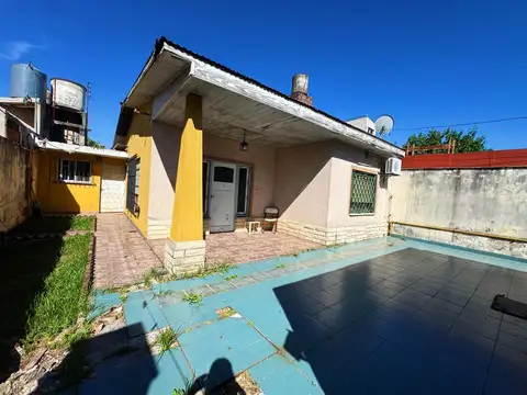 Casa con local en venta en San Fernando