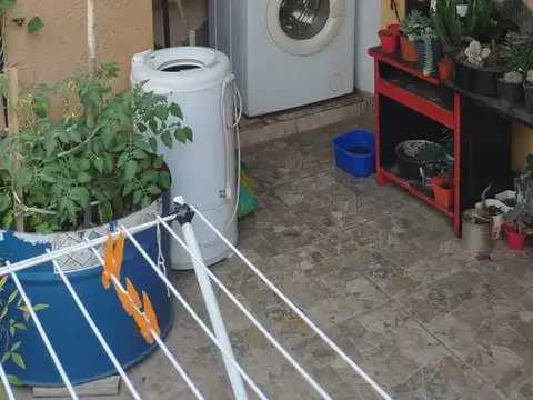 Depto Tipo Casa en Venta de 1 dormitorio