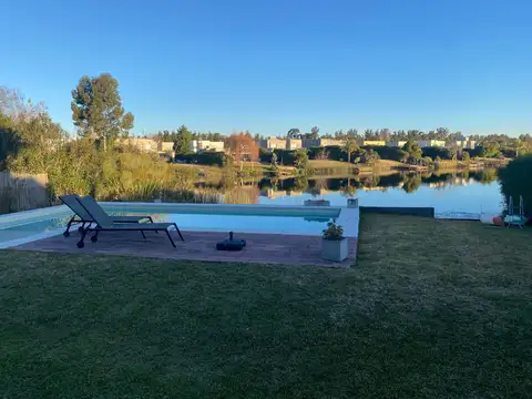 Casa  en Venta en San Agustín, Villanueva, Tigre