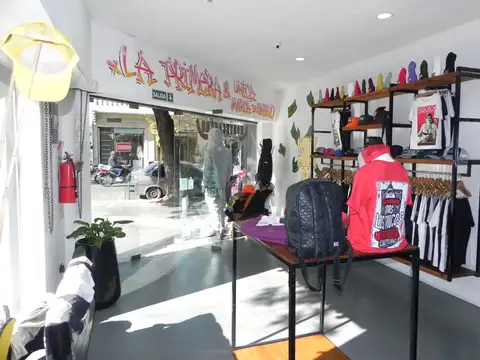 Local en Venta 40 años